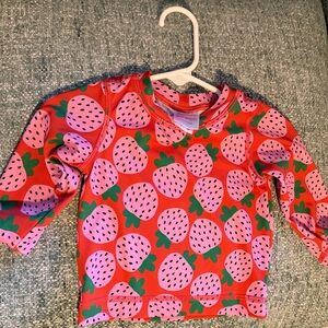 Hanna Andersson Pink and Red Trim Shirt